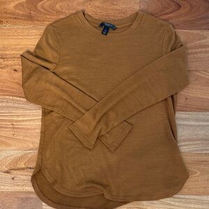 Banana republic Brown Long Sleeve Top Luxespun size small - Rust Brown